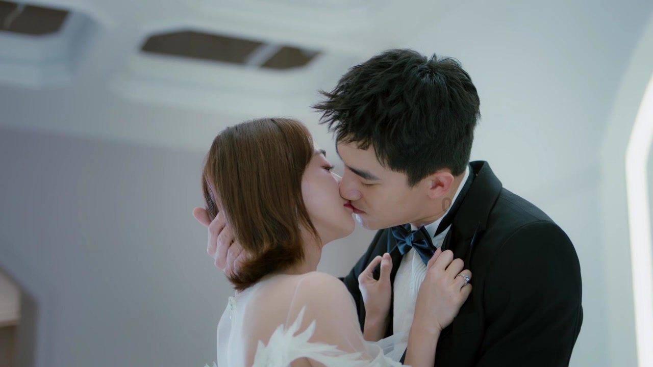 男生想谈恋爱一定是喜欢那个女生吗？