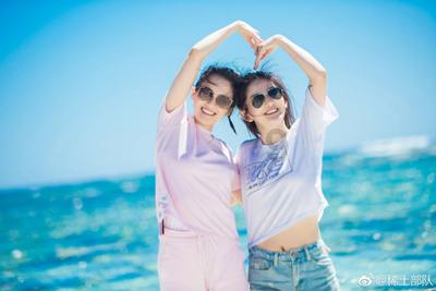 首届“万人旗袍秀 千里江山图”旗袍年会隆重举行